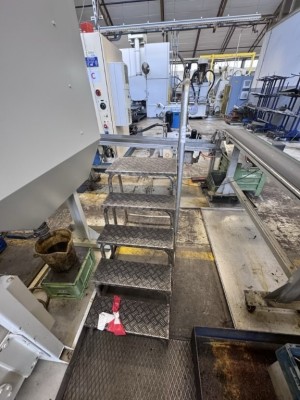1 Alu-Anstelltreppe, 5-stufig